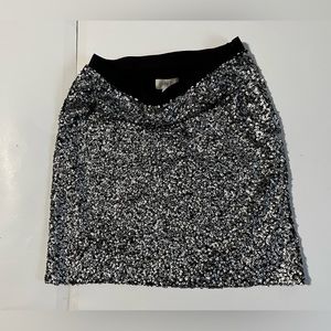 Loft sequin midi skirt size 2 silver and black